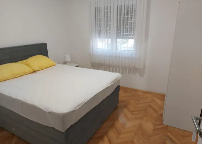 Manda - Sabunike 아파트