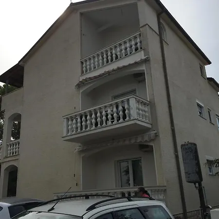 Lägenhet Manda - Sabunike Nin