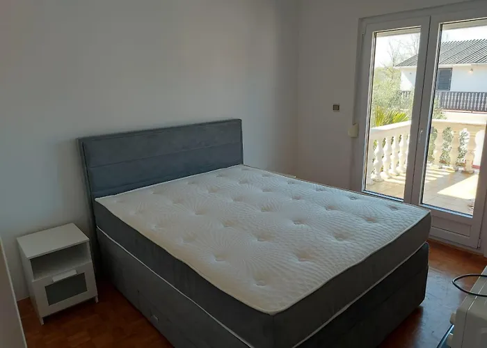 Lägenhet Manda - Sabunike